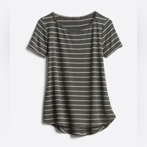 Daisee Button Back Detail
Knit Tee - Picture 1 of 7